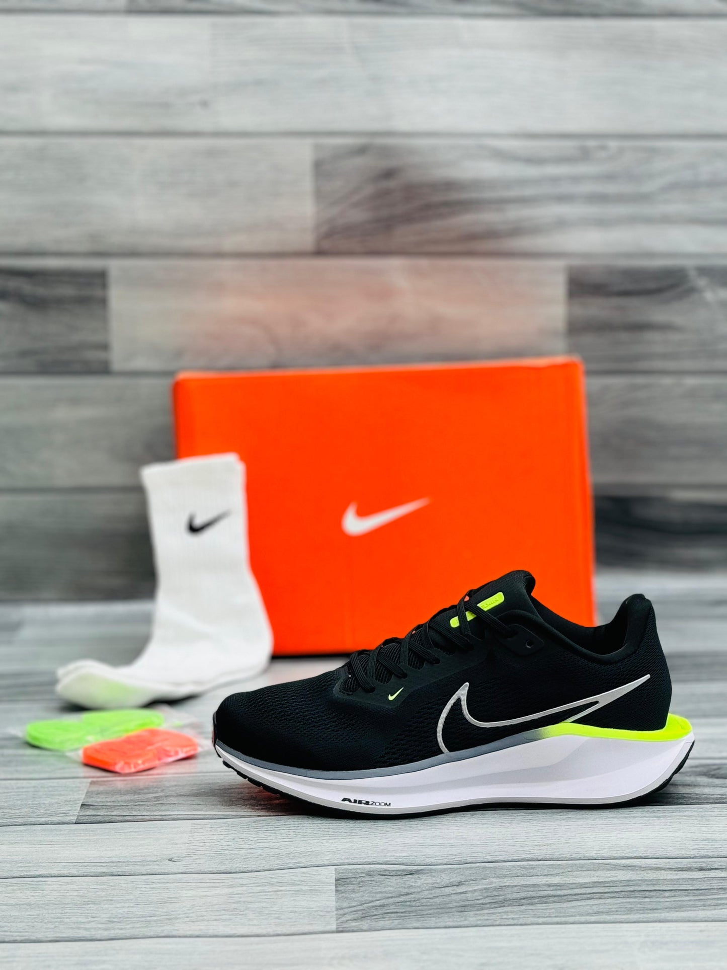 Black Air Zoom Performance Running Shoes – Sleek & Lightweight
