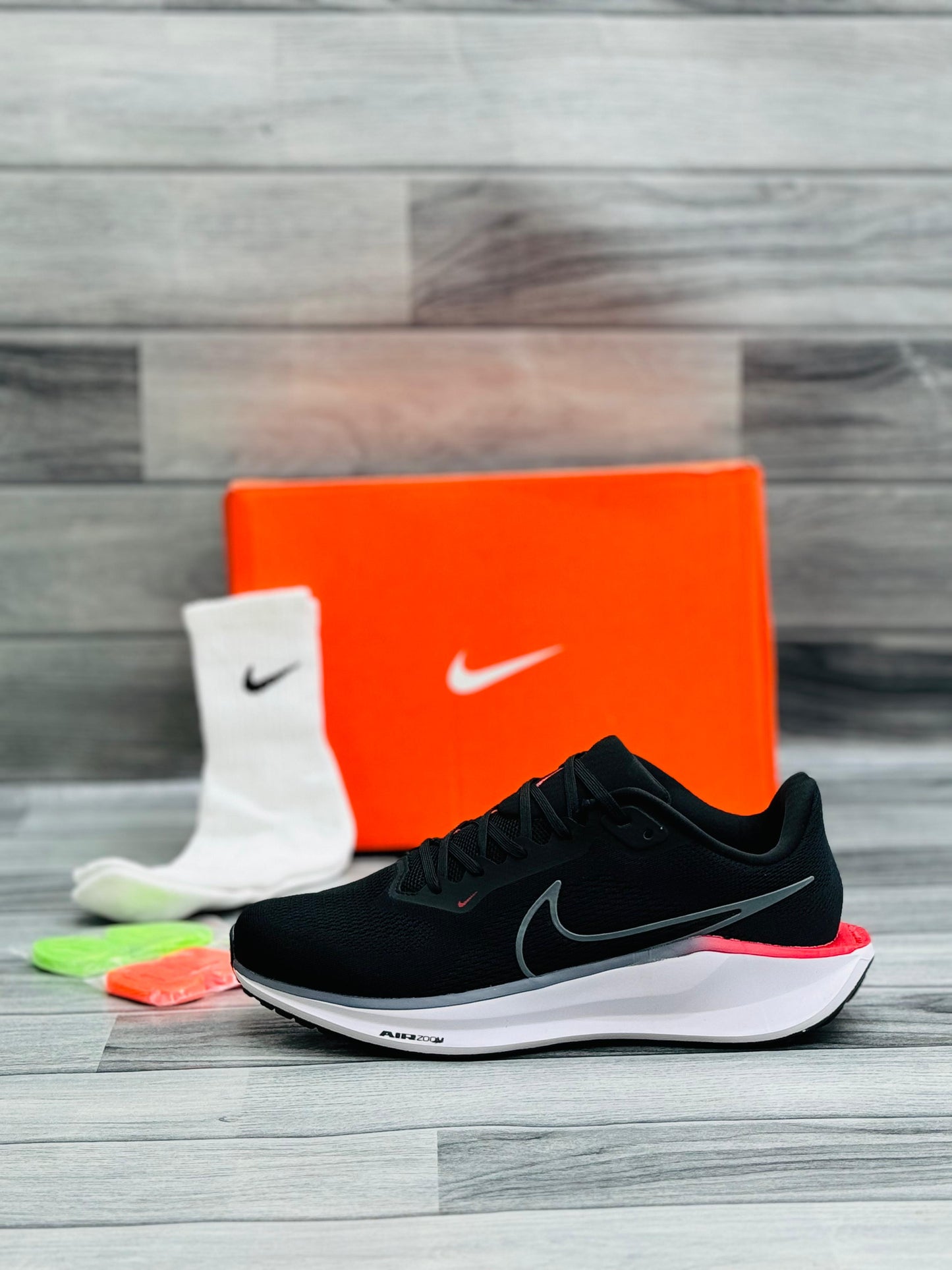 Black Air Zoom Performance Running Shoes – Sleek & Lightweight