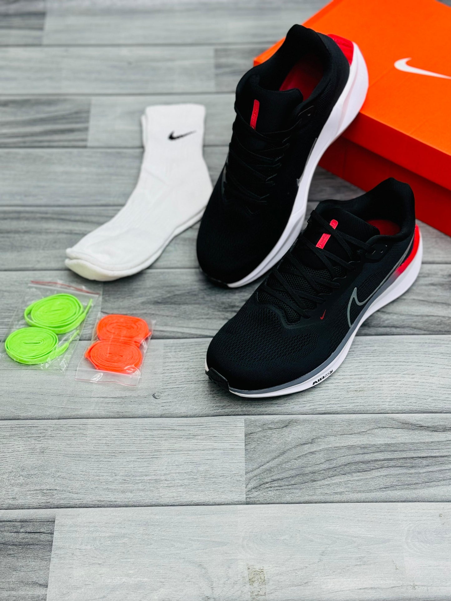 Black Air Zoom Performance Running Shoes – Sleek & Lightweight