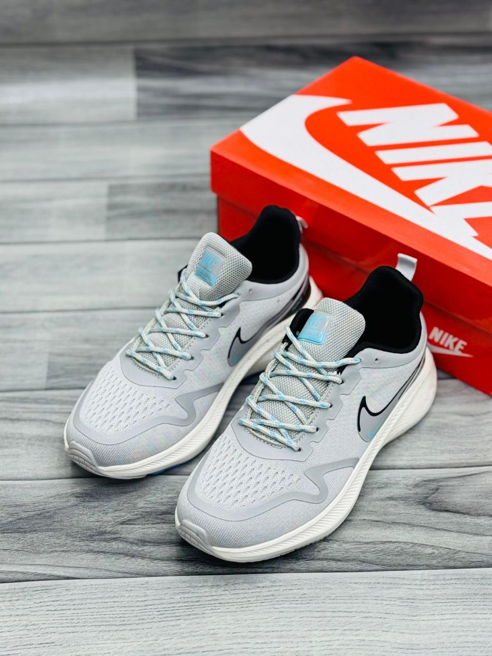 Nike Zoom Running Sneakers – Ultimate Comfort & Performance