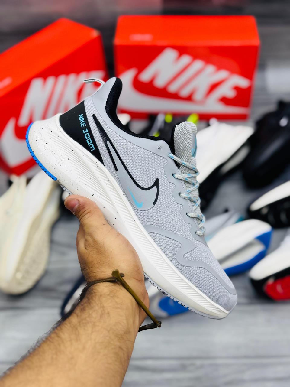 Nike Zoom Running Sneakers – Ultimate Comfort & Performance