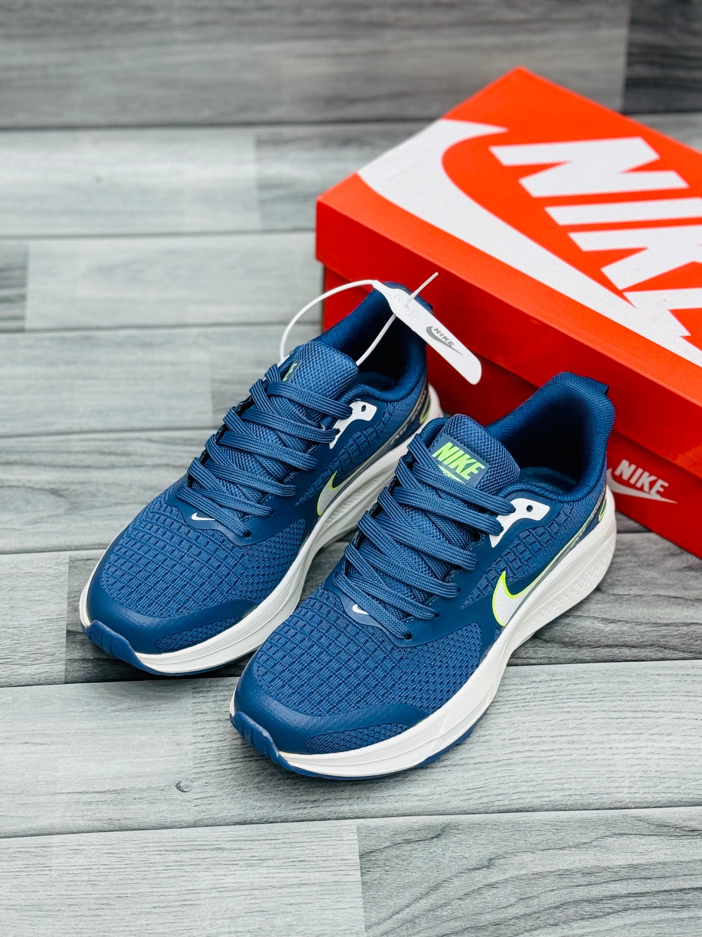 Nike Air Zoom Tech Runner – Blue Performance Running Shoes