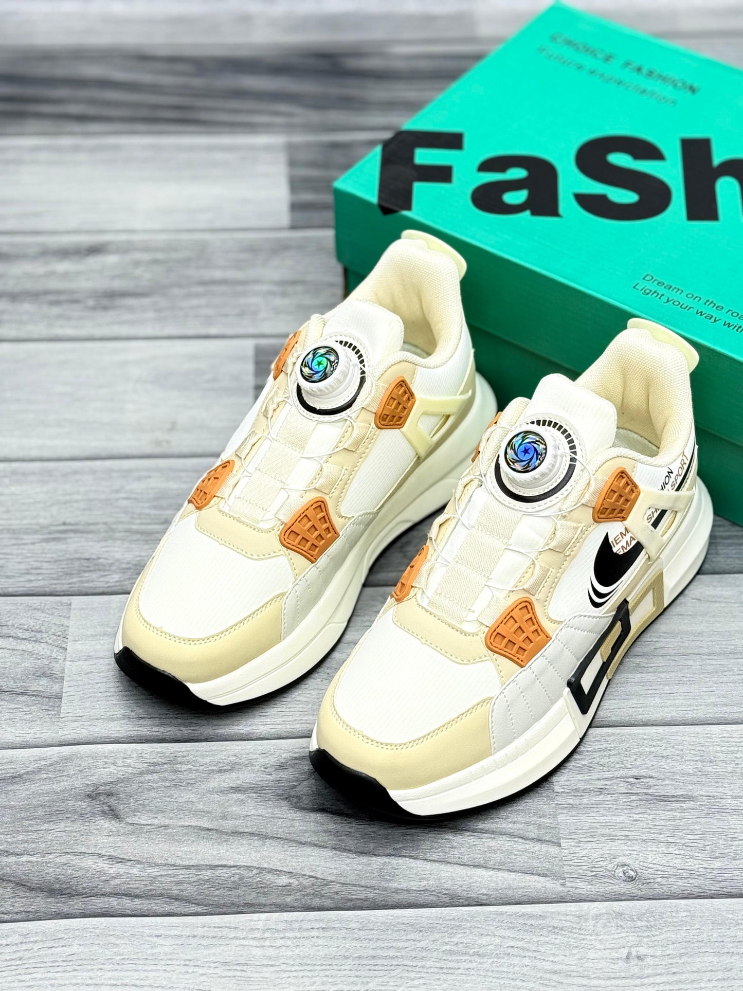 Men's Fashion Sneakers – Black & White Trendy Sports Shoes