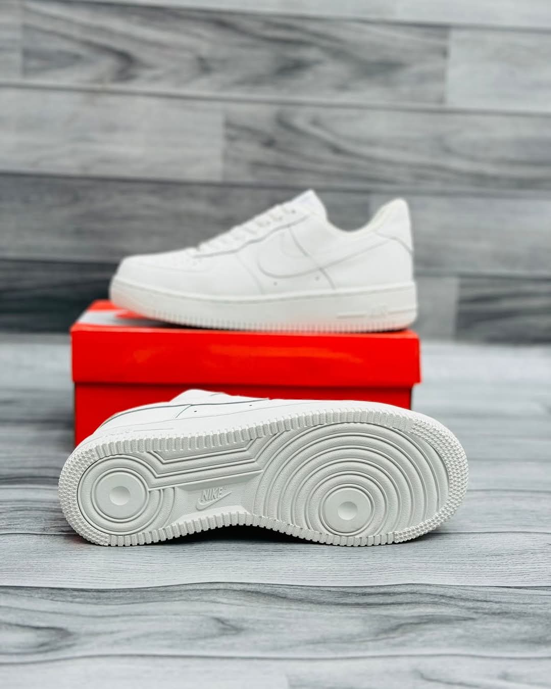 Nike Air Force 1 '07 – Triple White Classic Sneakers