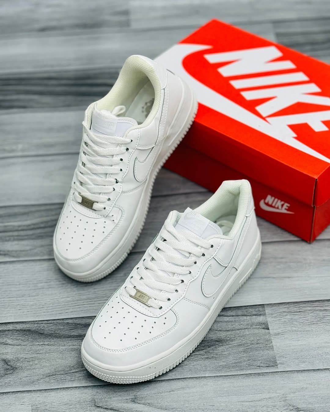 Nike Air Force 1 '07 – Triple White Classic Sneakers
