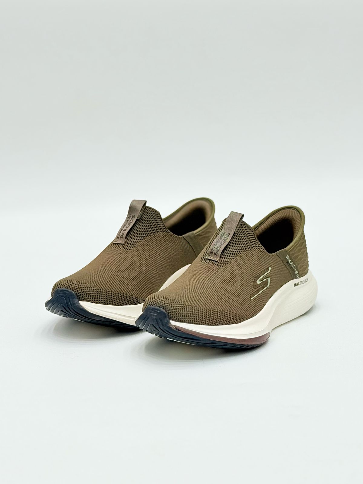 Brown Slip-On Walking Sneakers – Lightweight & Comfortable