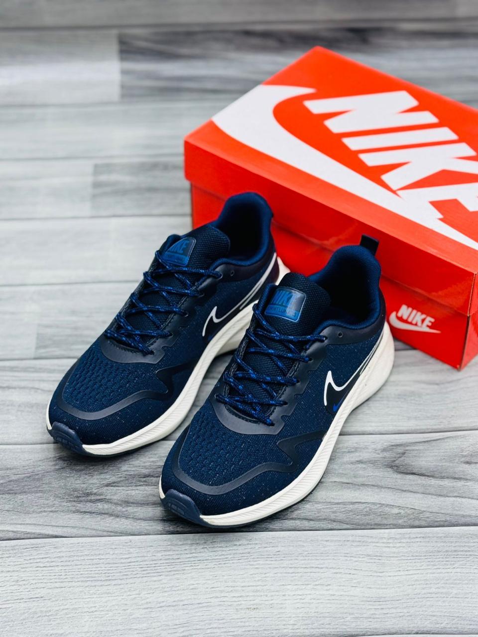 Nike Zoom Running Sneakers – Ultimate Comfort & Performance