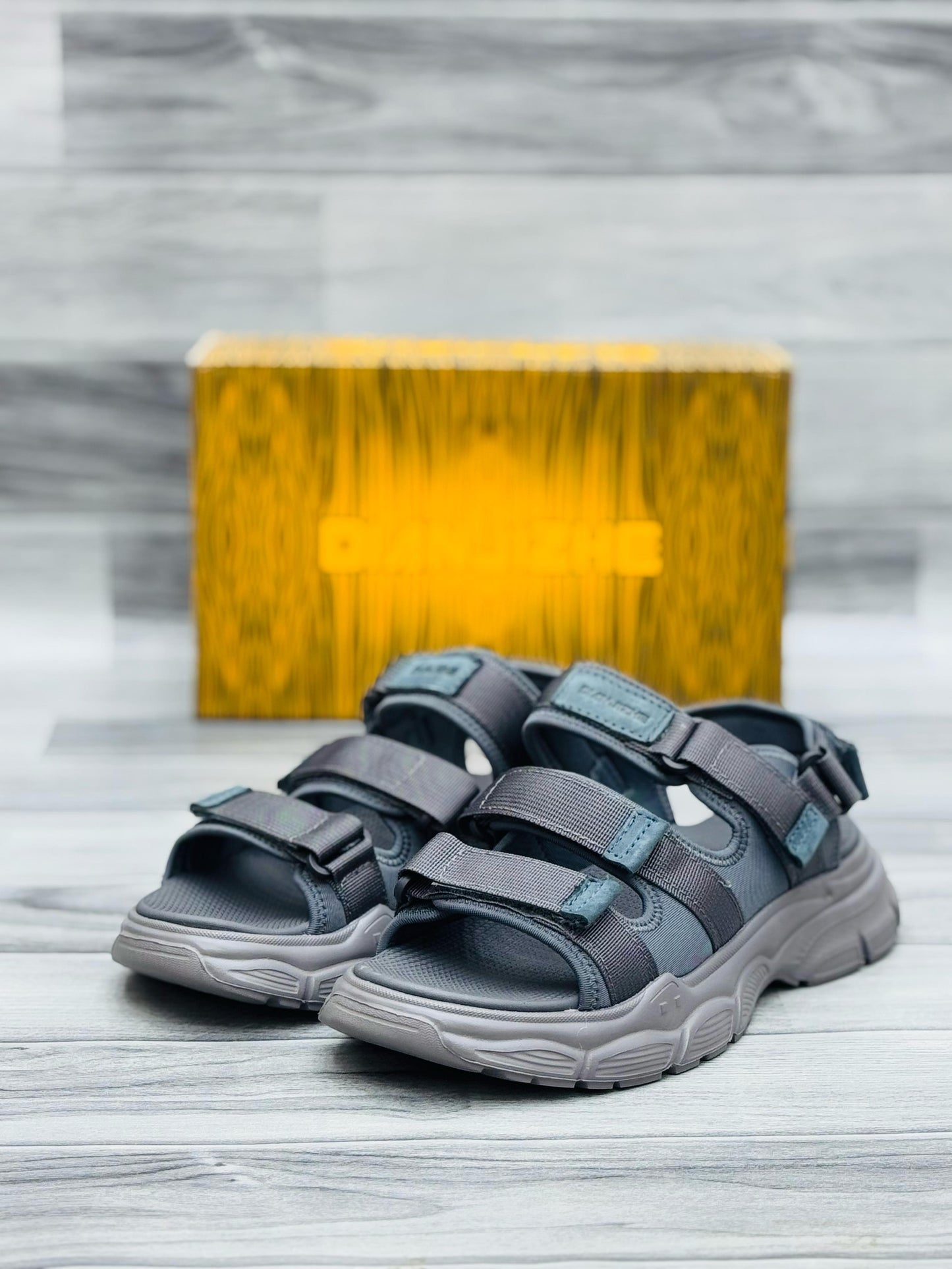 Dianzhe Black Chunky Sandals – Bold, Stylish & Ultra Comfortable