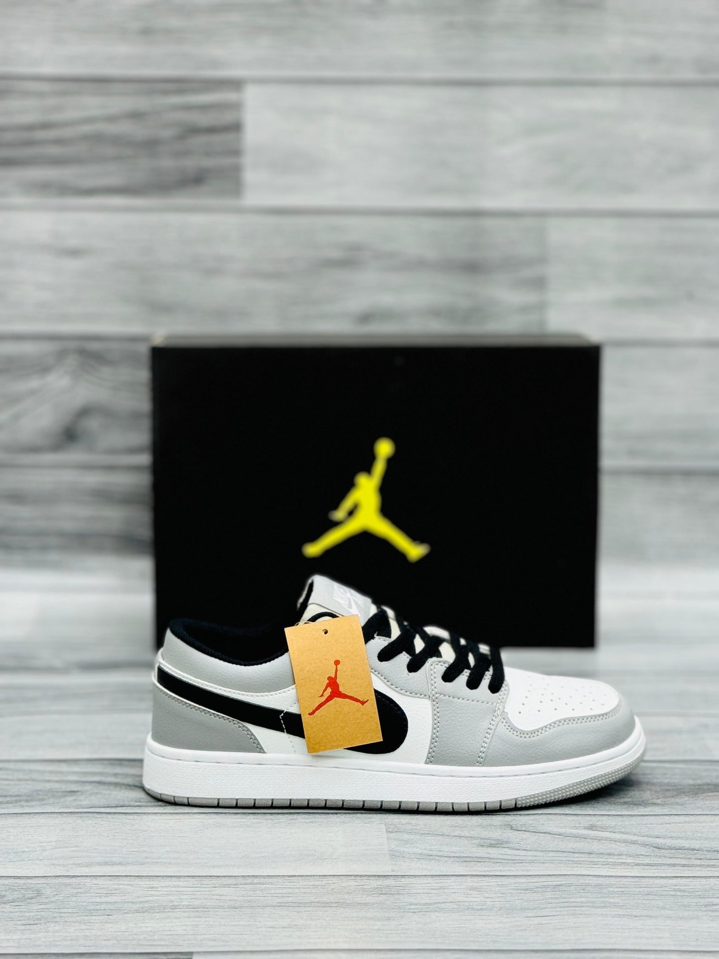 Air Jordan 1 Low Grey White