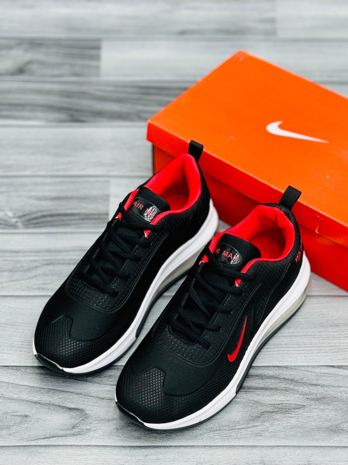 Nike Air Max 720 Black Red